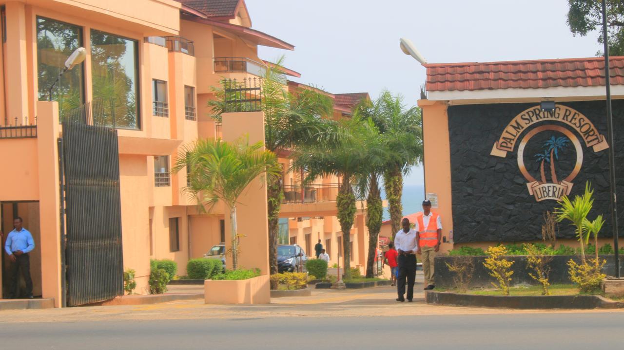 Palm Spring Resort Monrovia Zewnętrze zdjęcie
