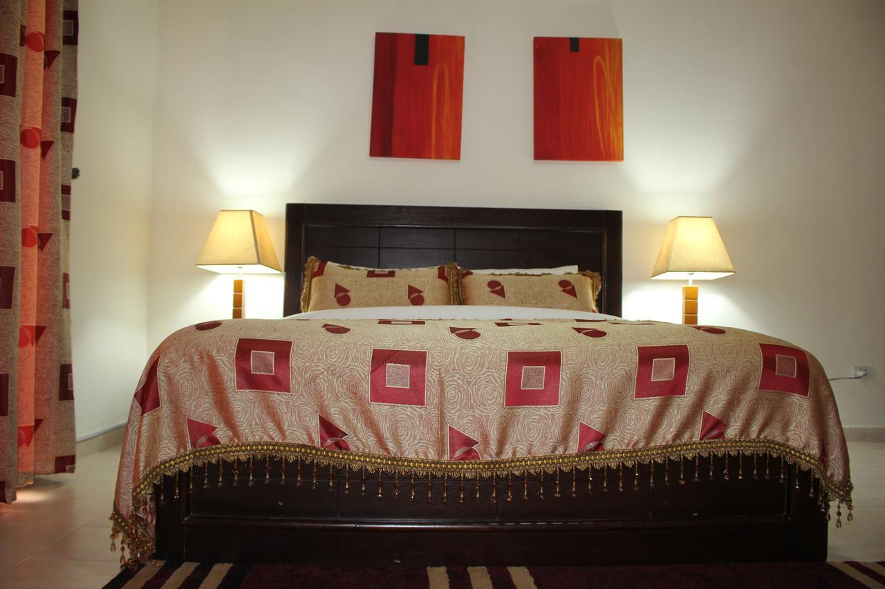Palm Spring Resort Monrovia Zewnętrze zdjęcie
